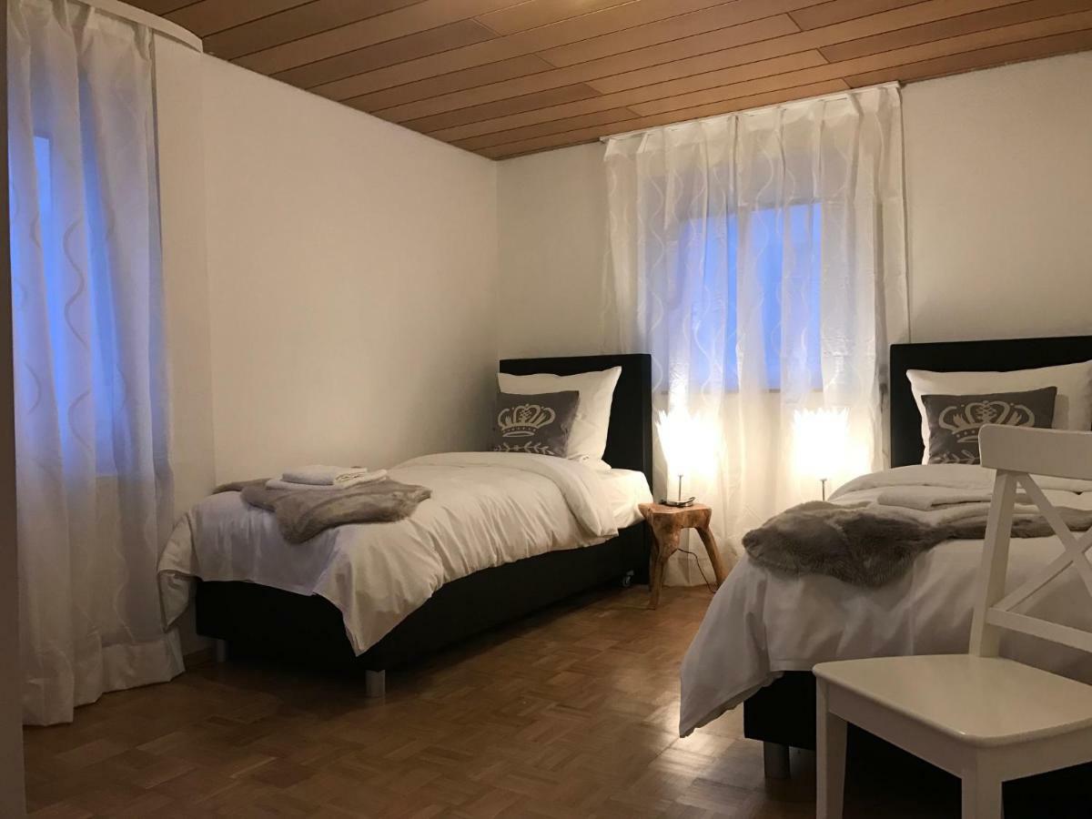 Ferienhaus Vier Jahreszeiten Bad Urach Exteriör bild